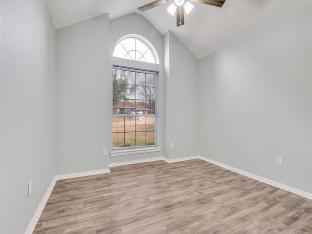 571 Dandelion Drive, Cedar Hill, TX 75104