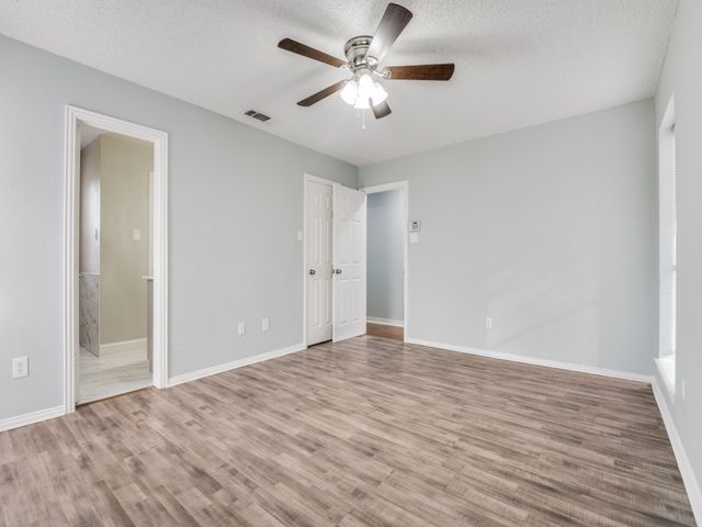 571 Dandelion Drive, Cedar Hill, TX 75104