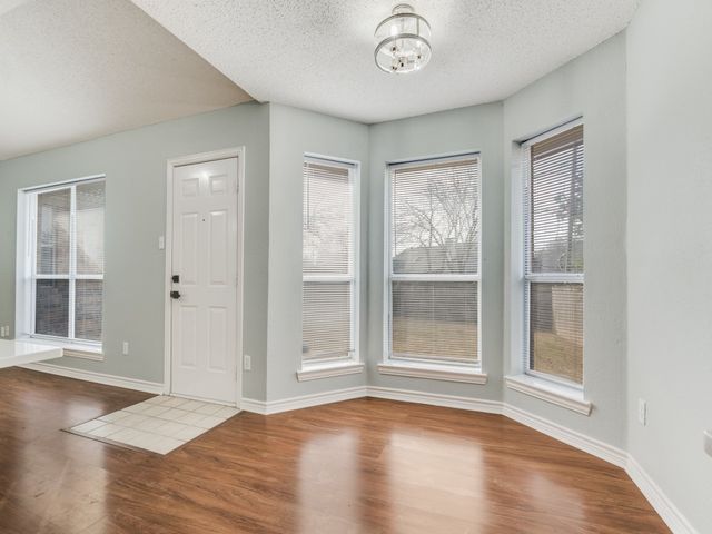 571 Dandelion Drive, Cedar Hill, TX 75104