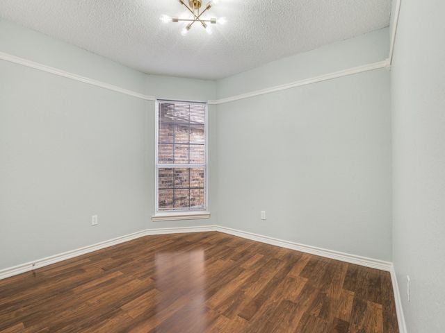 571 Dandelion Drive, Cedar Hill, TX 75104