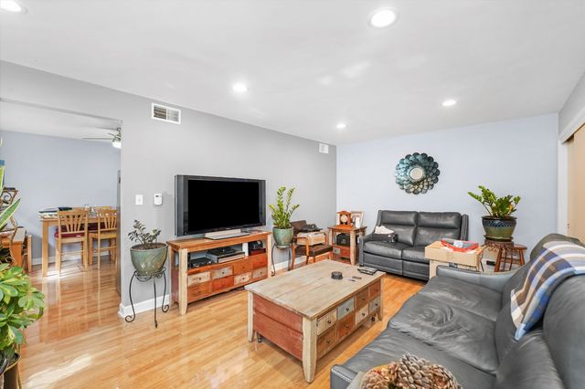 8119 S Paulina Street, Chicago, IL 60620