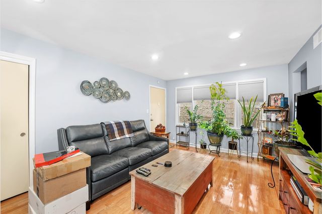 8119 S Paulina Street, Chicago, IL 60620