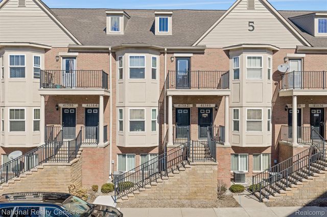41582 Hamlet Lane 68, Novi, MI 48375