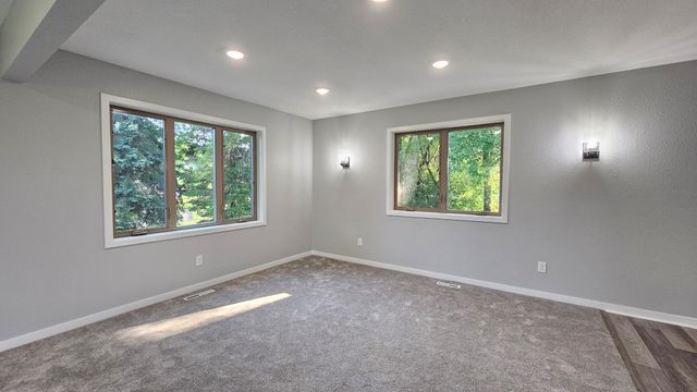 9961 Abert Avenue NE, Monticello, MN 55362