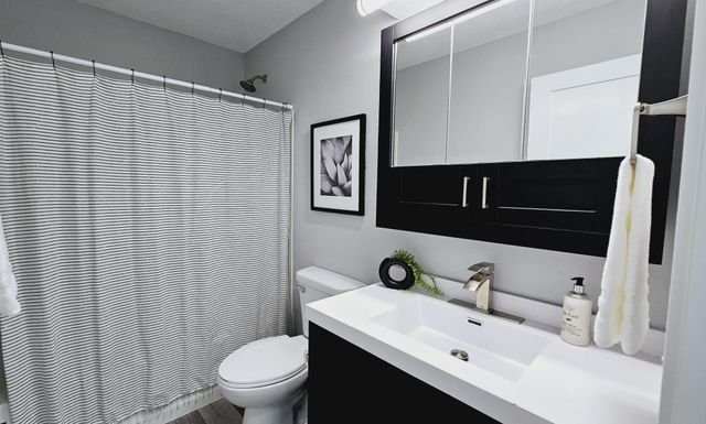 9961 Abert Avenue NE, Monticello, MN 55362