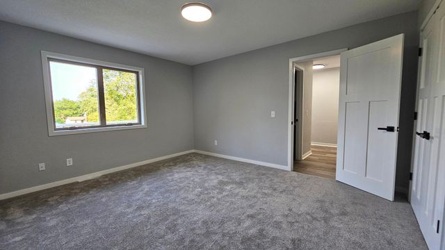 9961 Abert Avenue NE, Monticello, MN 55362