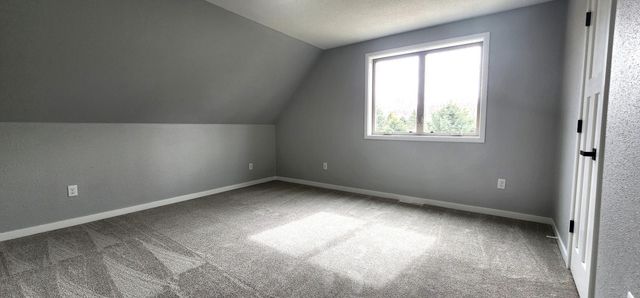 9961 Abert Avenue NE, Monticello, MN 55362