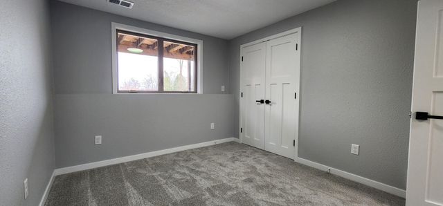 9961 Abert Avenue NE, Monticello, MN 55362