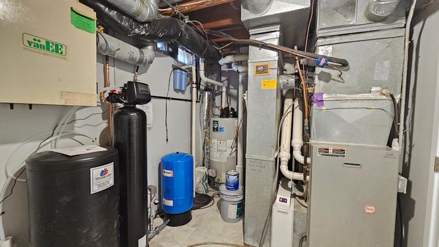 9961 Abert Avenue NE, Monticello, MN 55362