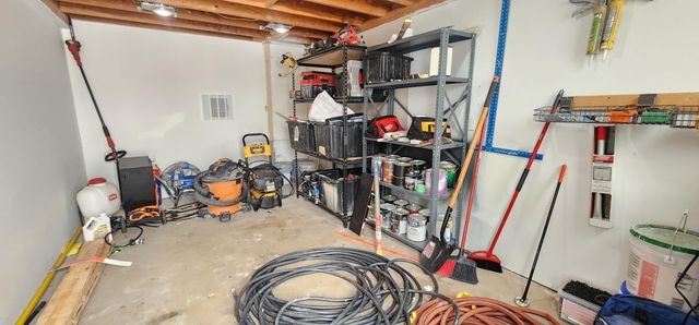 9961 Abert Avenue NE, Monticello, MN 55362