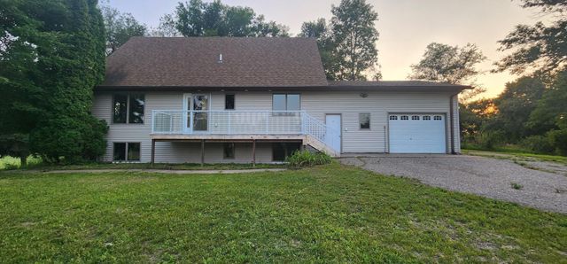 9961 Abert Avenue NE, Monticello, MN 55362