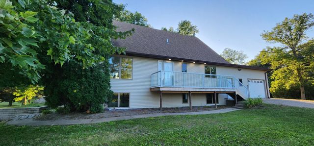 9961 Abert Avenue NE, Monticello, MN 55362