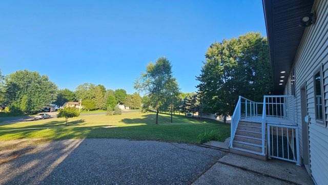 9961 Abert Avenue NE, Monticello, MN 55362