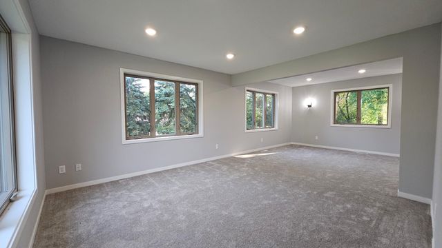 9961 Abert Avenue NE, Monticello, MN 55362