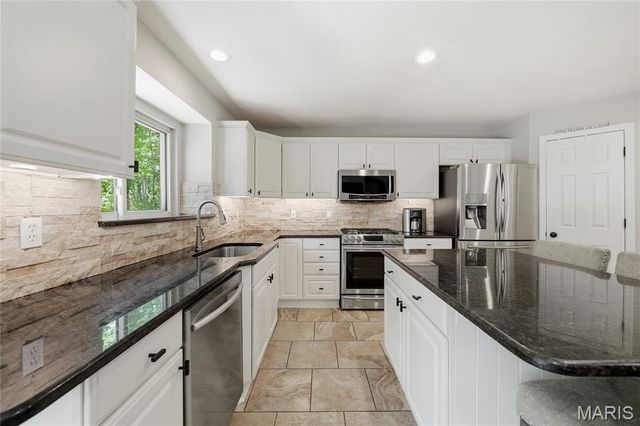1124 Forest Spring Drive, St Charles, MO 63303