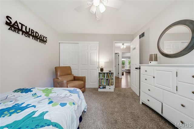 1124 Forest Spring Drive, St Charles, MO 63303