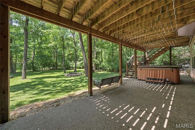 1124 Forest Spring Drive, St Charles, MO 63303