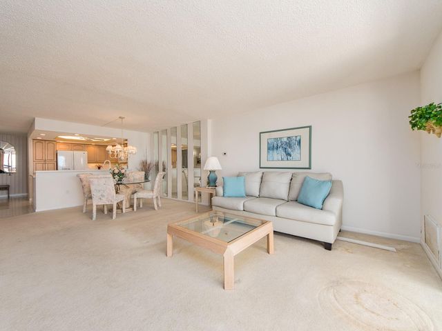 800 S GULFVIEW BOULEVARD 907, Clearwater Beach, FL 33767