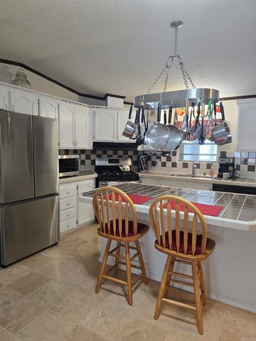 125 Starlight Lane, Romance, AR 72136