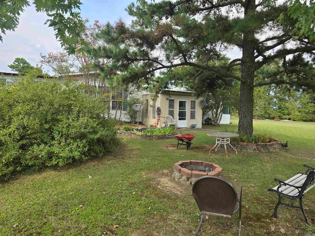 125 Starlight Lane, Romance, AR 72136