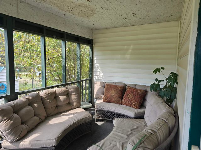 125 Starlight Lane, Romance, AR 72136