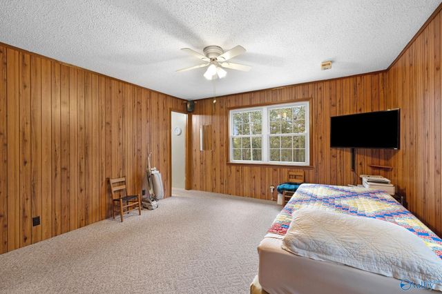 220 Benefield Drive, Attalla, AL 35954