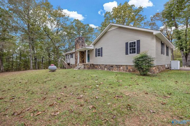 220 Benefield Drive, Attalla, AL 35954