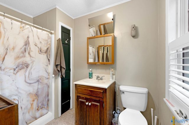 220 Benefield Drive, Attalla, AL 35954