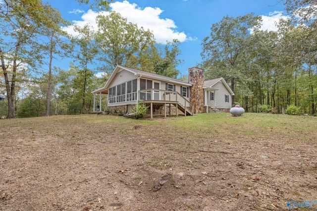 220 Benefield Drive, Attalla, AL 35954