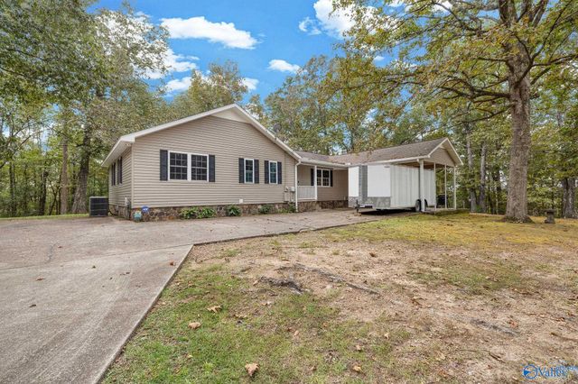 220 Benefield Drive, Attalla, AL 35954