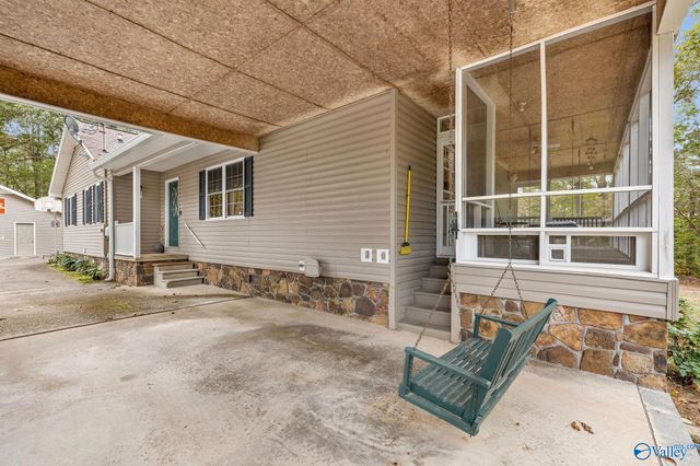 220 Benefield Drive, Attalla, AL 35954