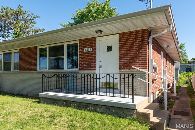 6633 Weber Road, Affton, MO 63123