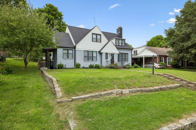 214 River St, Hartsville, TN 37074