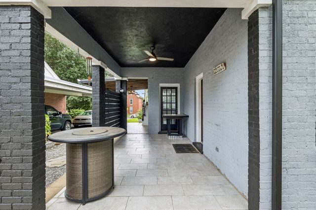 214 River St, Hartsville, TN 37074