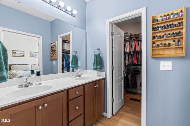 8 Scooter Circle, Four Oaks, NC 27524