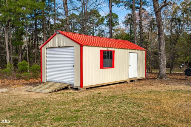 8 Scooter Circle, Four Oaks, NC 27524