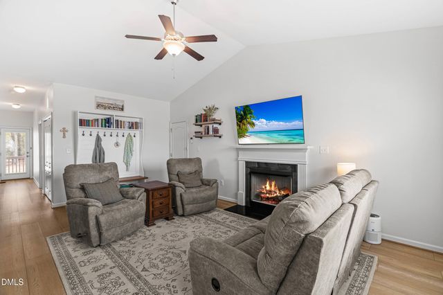 8 Scooter Circle, Four Oaks, NC 27524