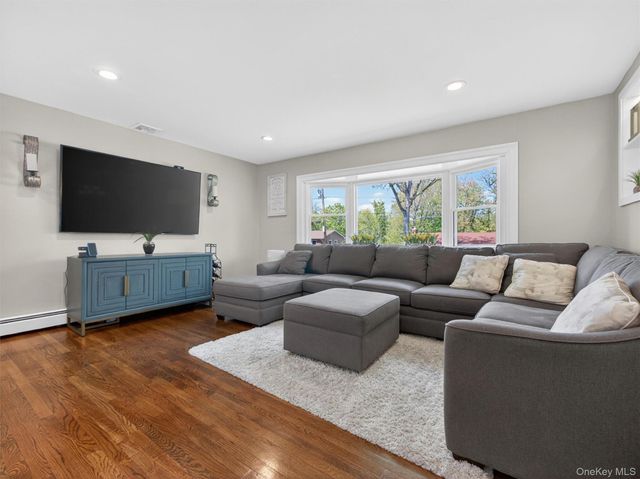 3 Durant Road, New City, NY 10956