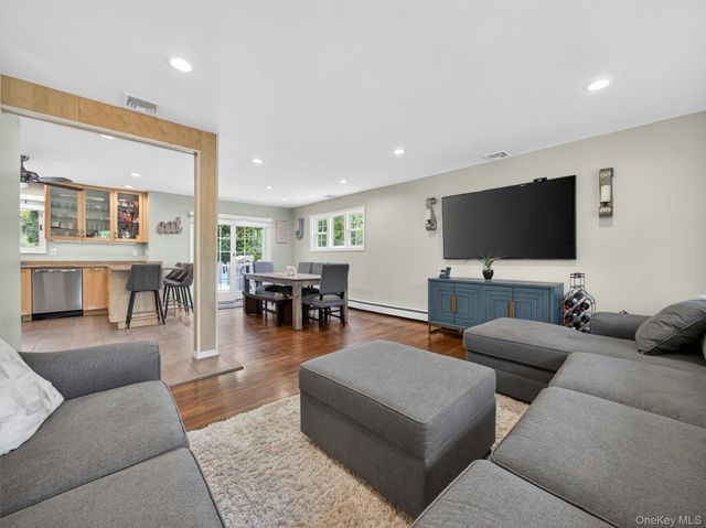 3 Durant Road, New City, NY 10956