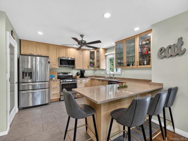 3 Durant Road, New City, NY 10956
