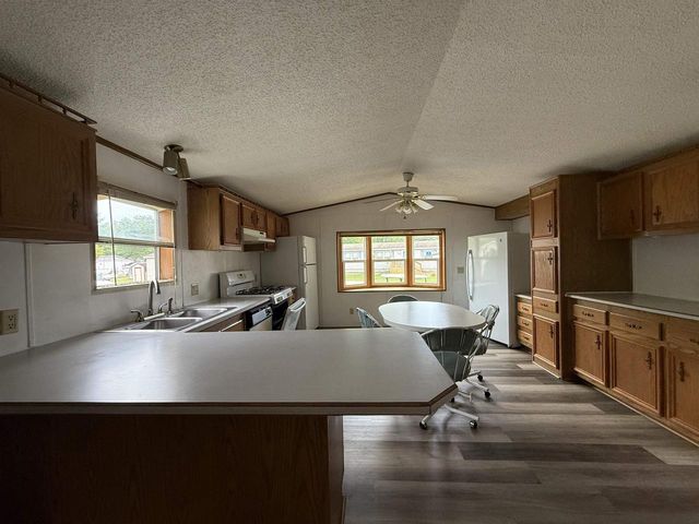 92 Woodland Drive, Wisconsin Dells, WI 53965