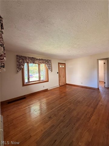 1518 34th Street NE, Canton, OH 44714