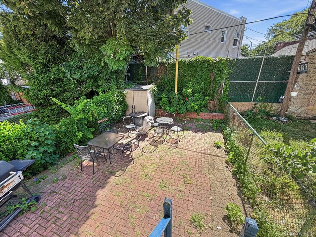 75-37 61ST Street, Ridgewood, NY 11385