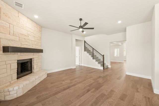 485 Red Maple Road, Waxahachie, TX 75165