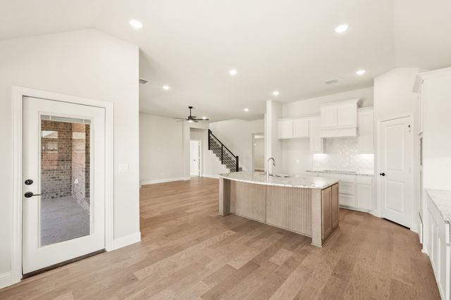 485 Red Maple Road, Waxahachie, TX 75165