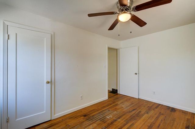 2477 S 9th Street, Fresno, CA 93725