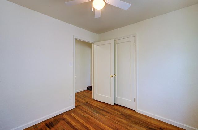 2477 S 9th Street, Fresno, CA 93725