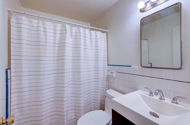 2477 S 9th Street, Fresno, CA 93725