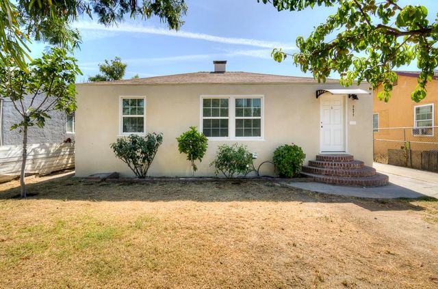 2477 S 9th Street, Fresno, CA 93725
