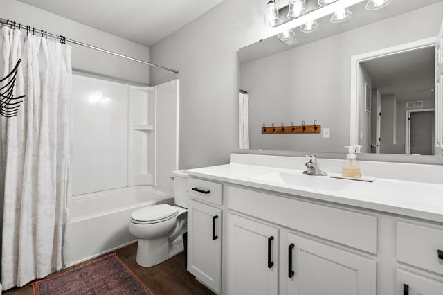 8199 W Sturtevant Avenue, Richland, MI 49083